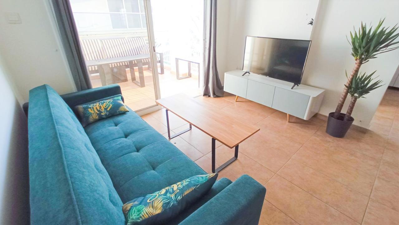 Luxury Private Rooms -Sea View, Netflix, Gym- 5 Min From Beach! - Private Room In Shared Apartment Λάρνακα Εξωτερικό φωτογραφία